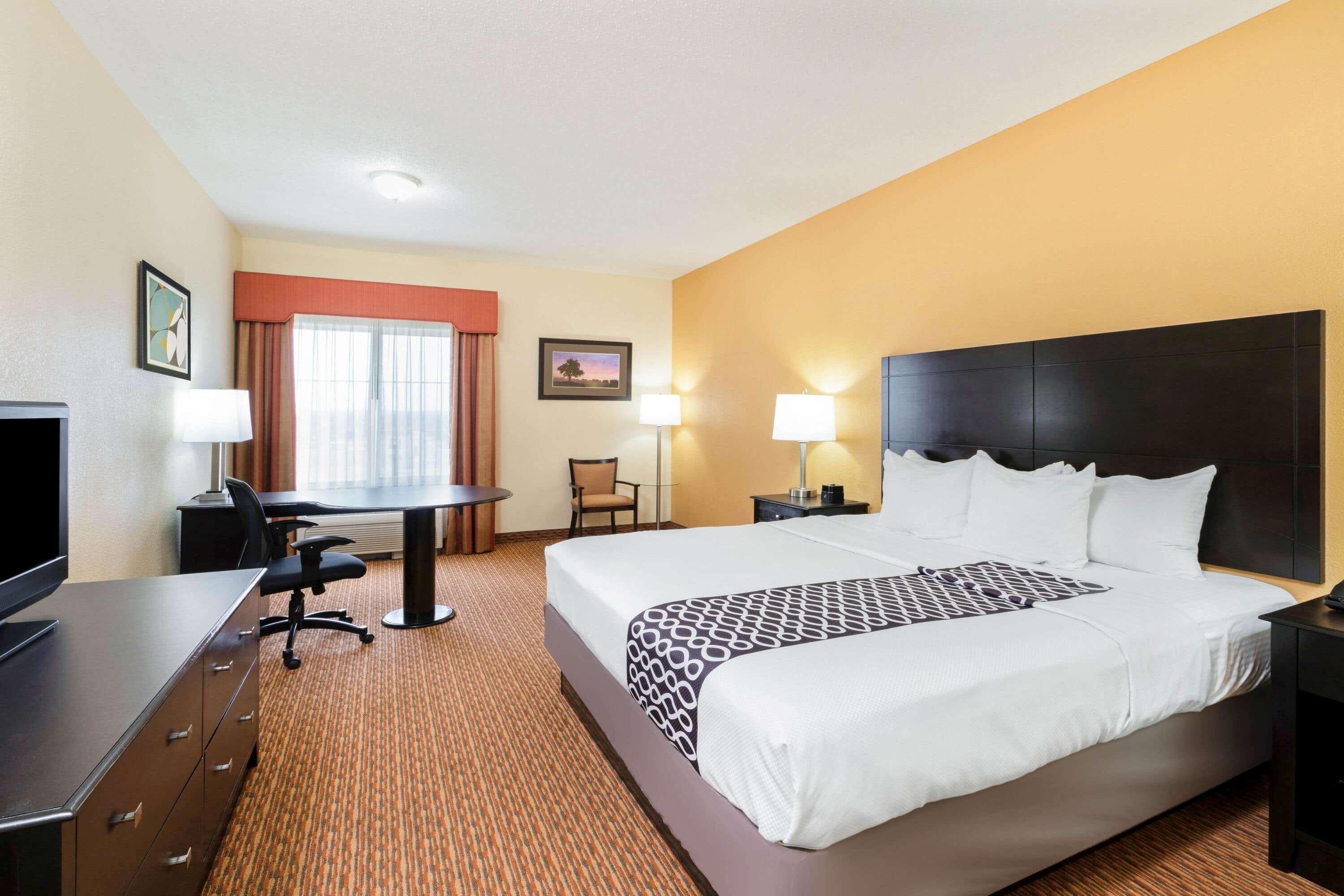 La Quinta By Wyndham -university Area Hotel 3*