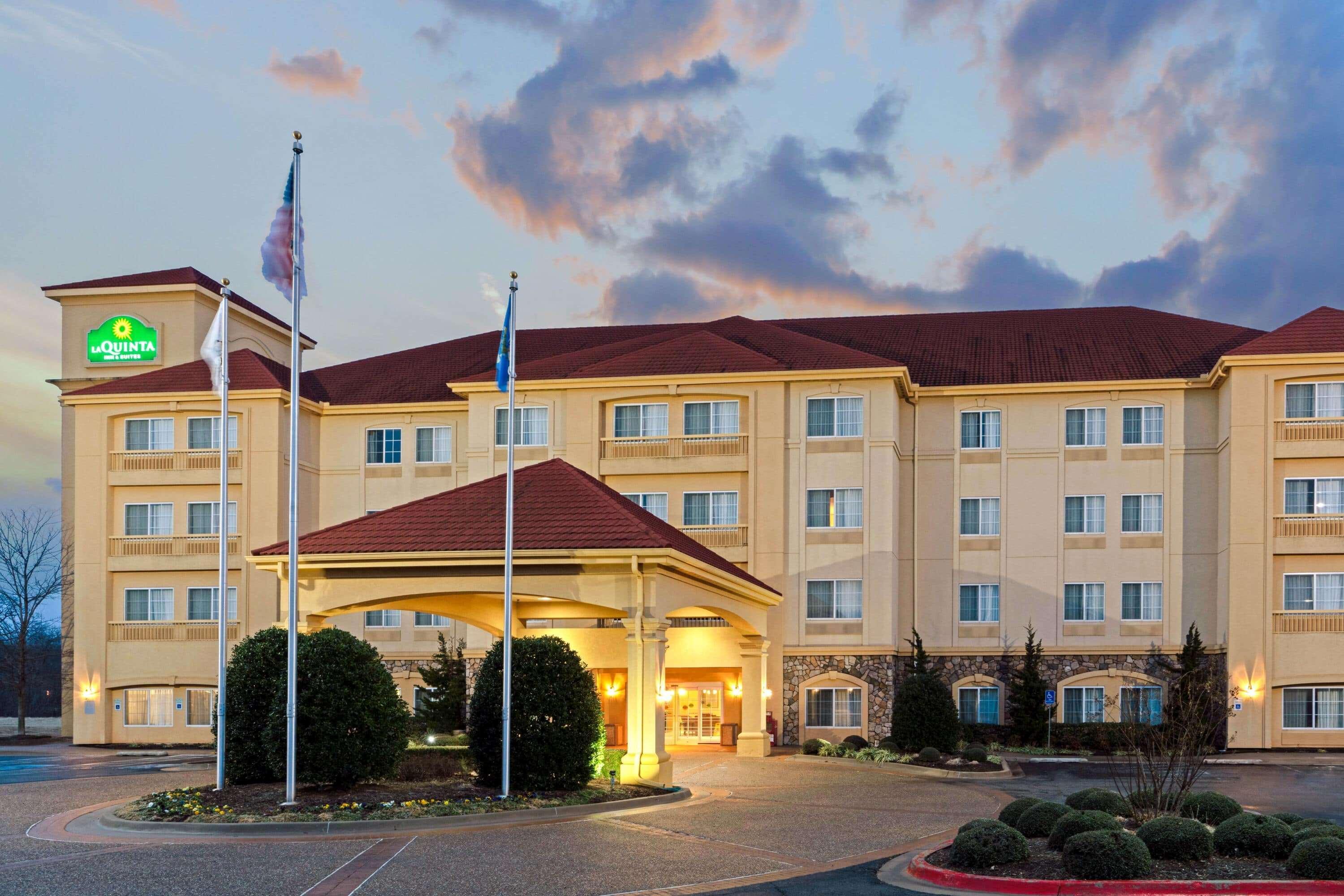 La Quinta By Wyndham -university Area Hotel 3*