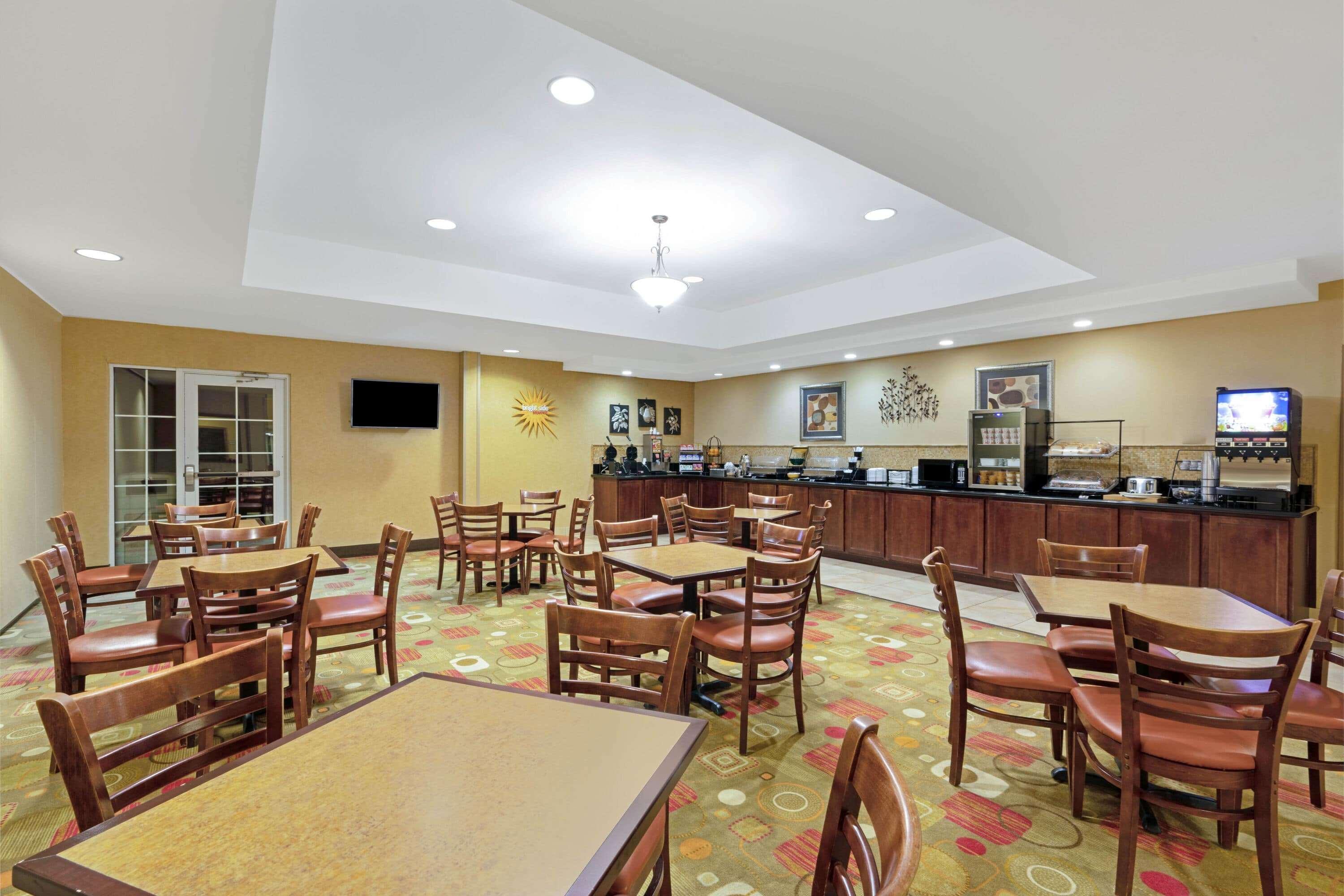 La Quinta By Wyndham -university Area Hotel 3*