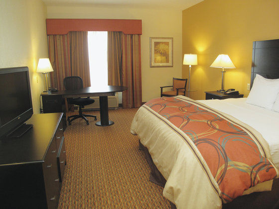 Hotel La Quinta By Wyndham -university Area 3*